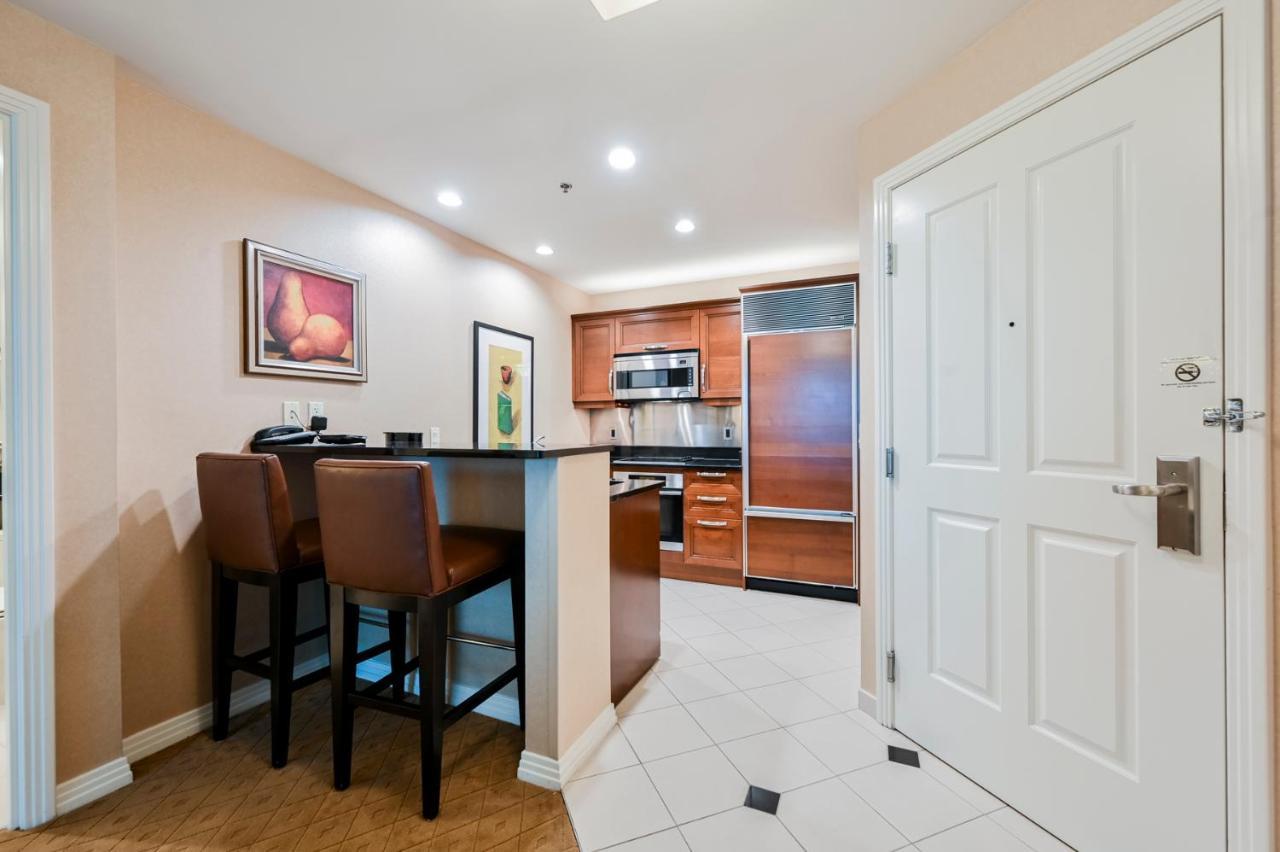 Apartahotel Stripviewsuites Two-bedroom Conjoined At Signature Mgm Las Vegas